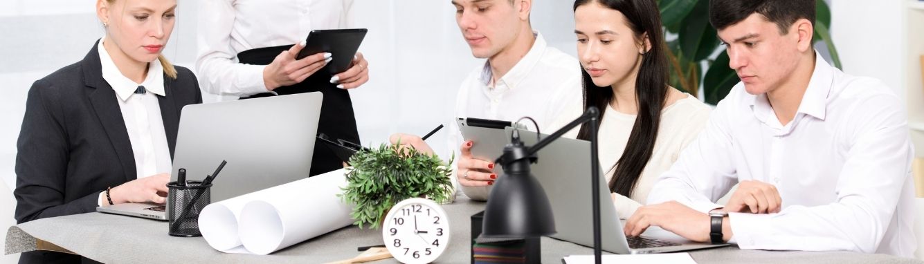 Uzmanlık Eğitimleri